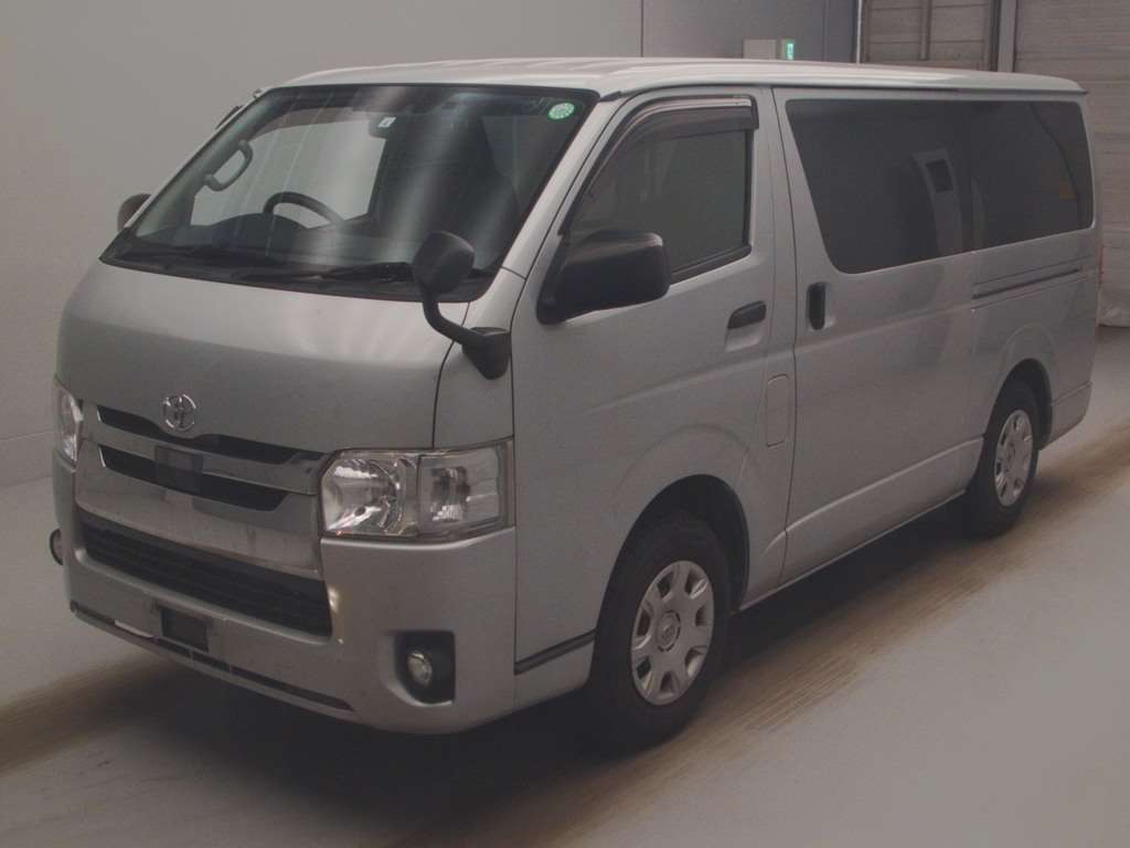 2020 Toyota Hiace Diesel