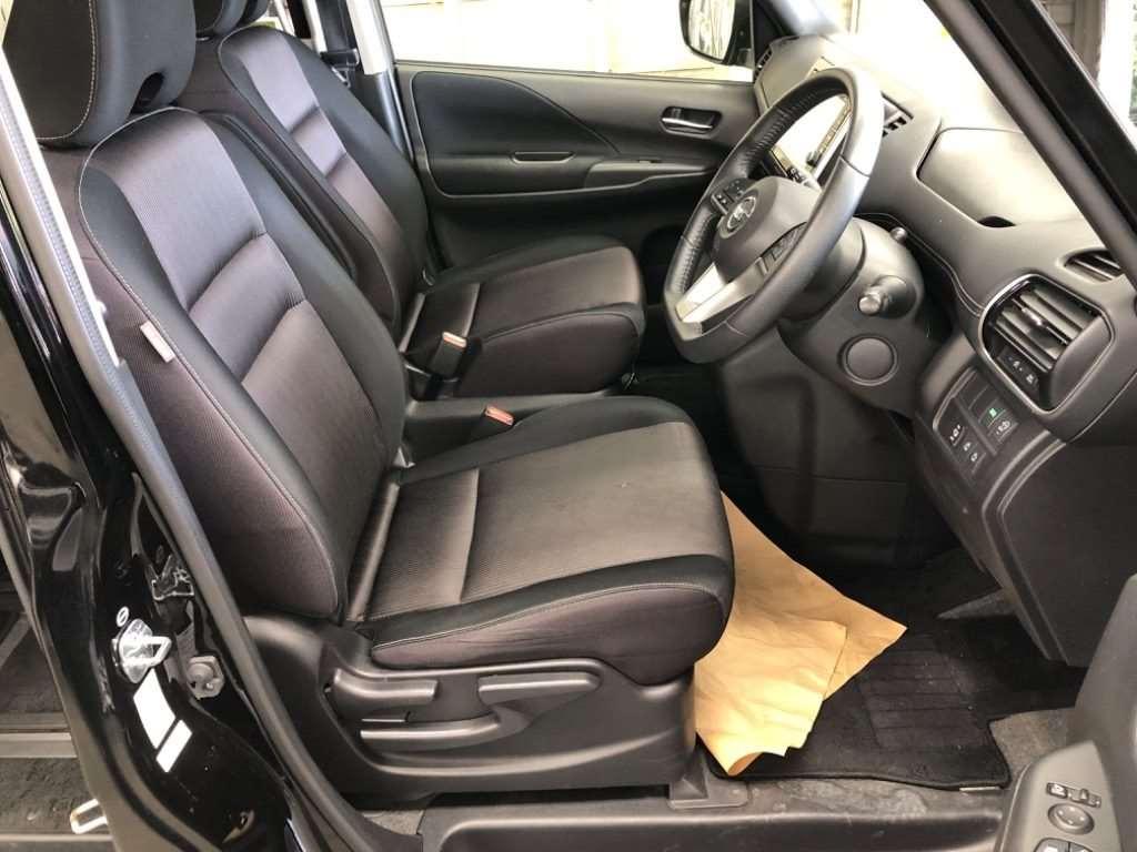 NISSAN SERENA HYBRID HIGHWAY STAR Image 5