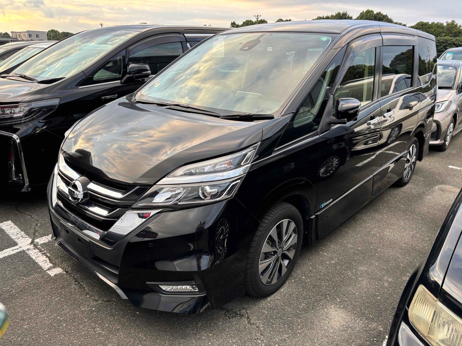 2017 Nissan SERENA HYBRID 128,000 km