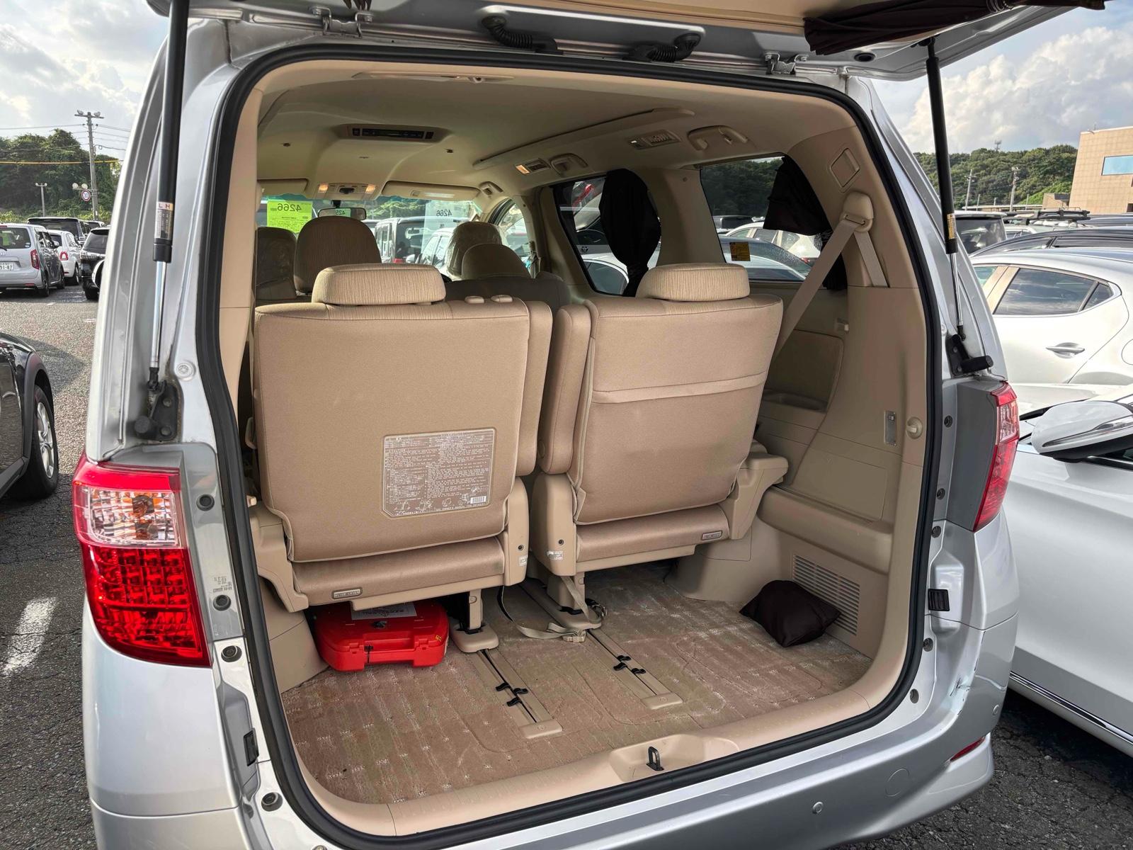 TOYOTA ALPHARD HYBRID X Image 29
