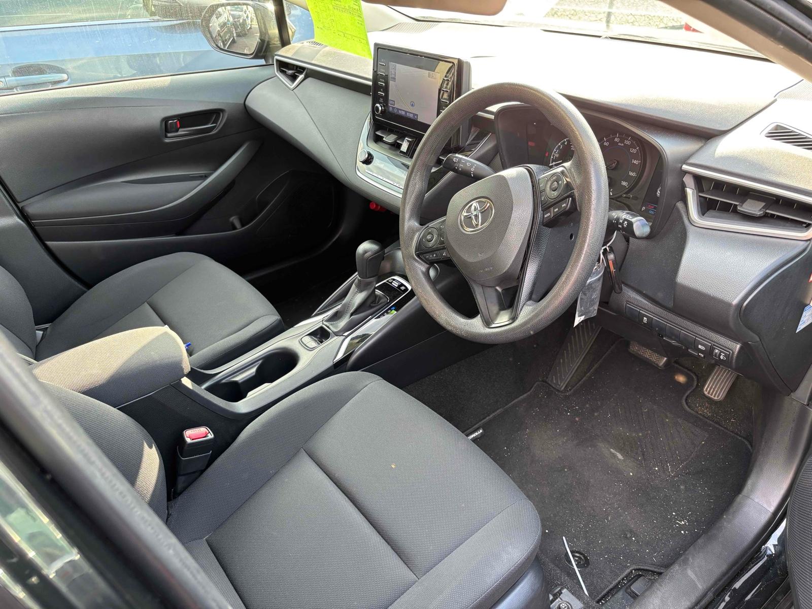 TOYOTA COROLLA TOURING HYBRID G-X Image 6