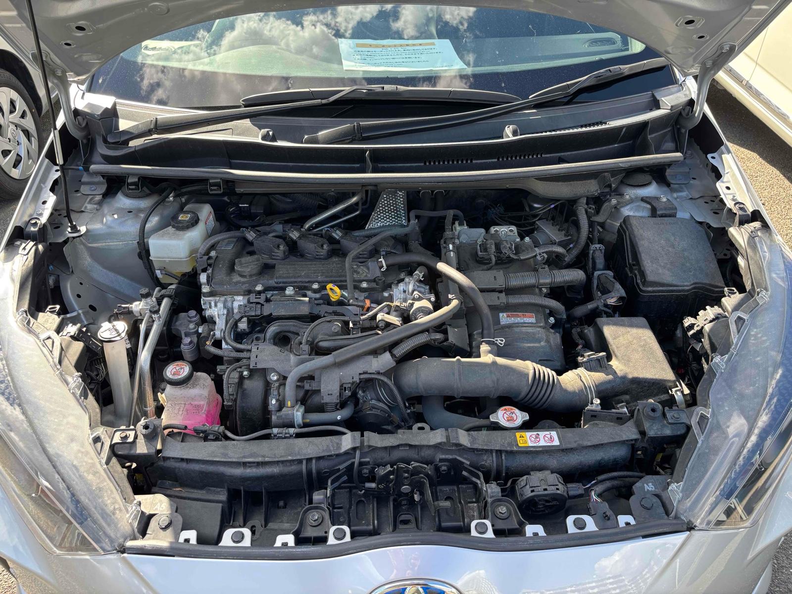 TOYOTA YARIS HYBRID X Image 23