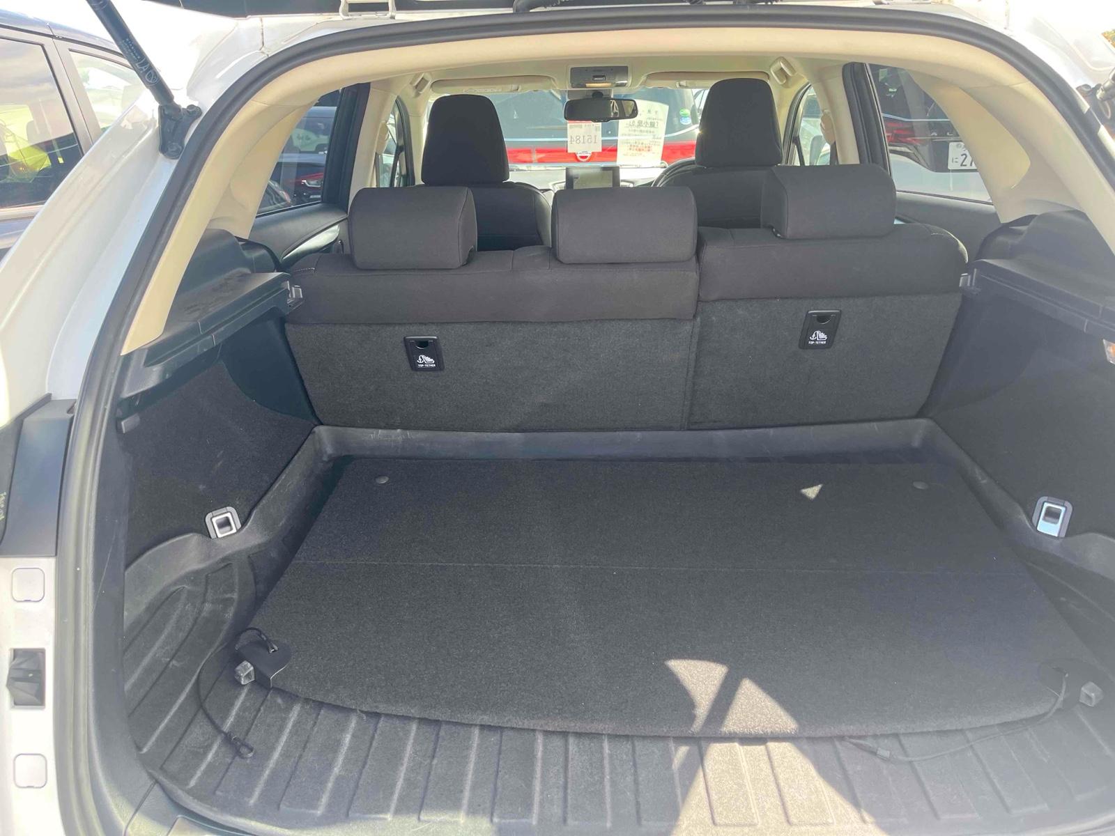 LEXUS NX NX300H Image 14