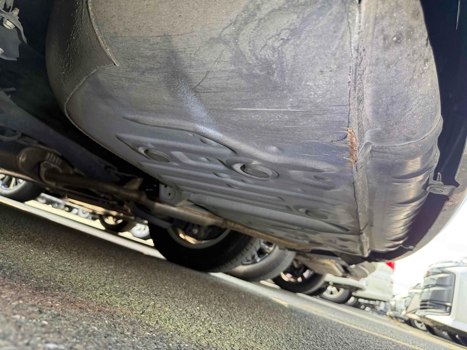 TOYOTA VOXY HYBRID X Image 25