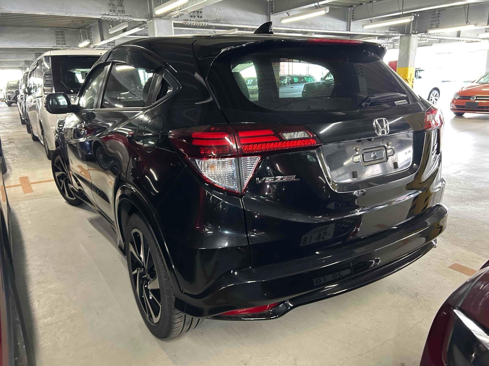 HONDA VEZEL HYBRID RS HONDA SENSING Image 2