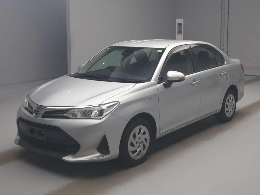TOYOTA COROLLA AXIO HYBRID Image 3