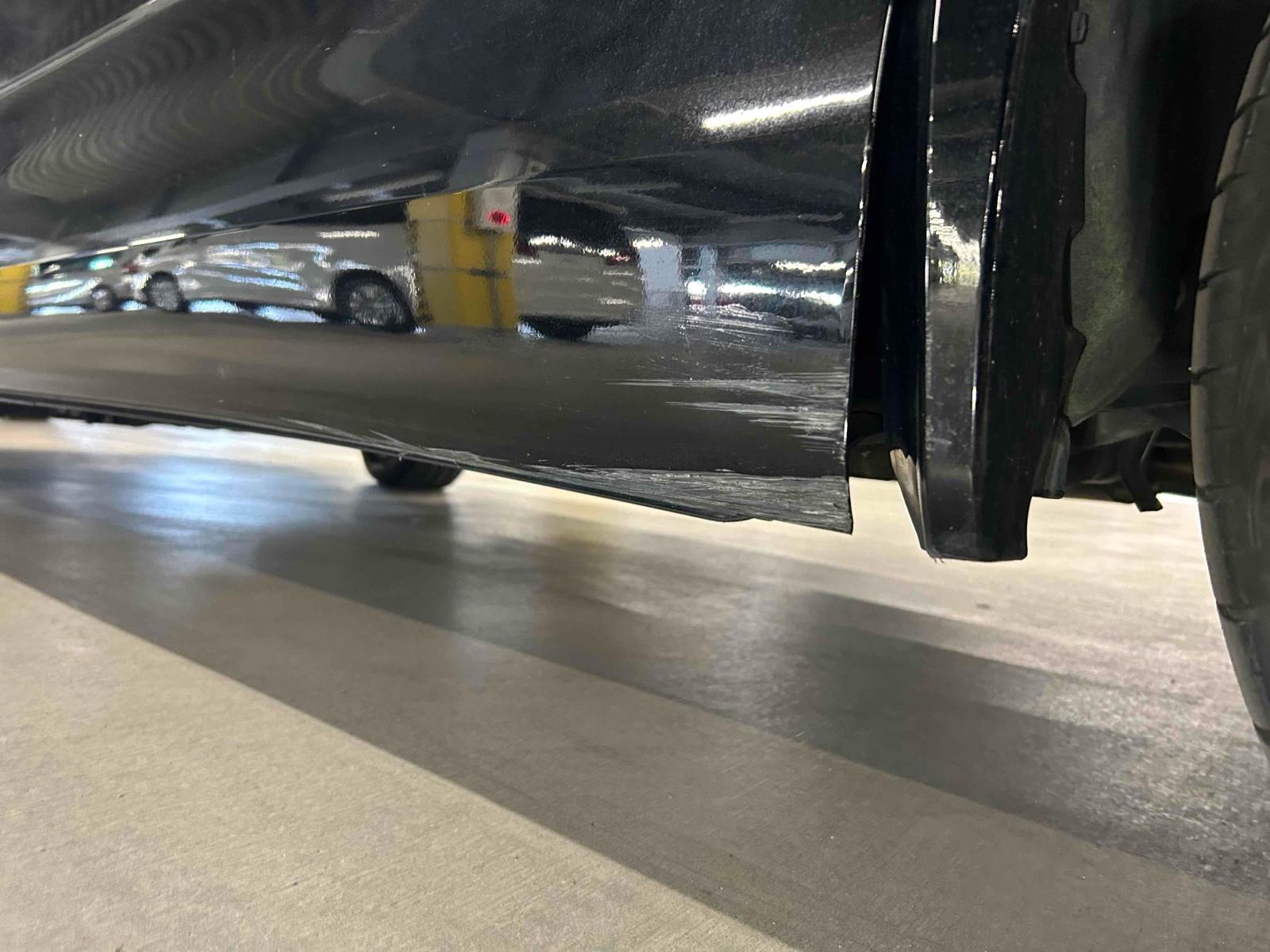 TOYOTA VELLFIRE HYBRID ZR 4WD Image 21