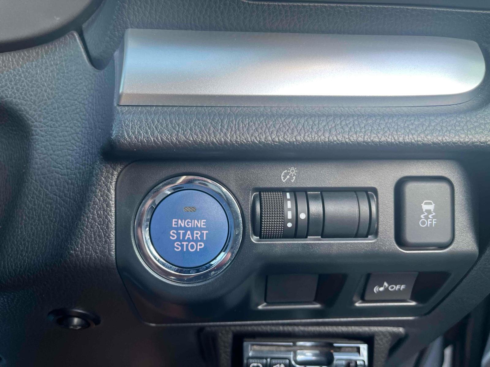 SUBARU IMPREZA XV HYBRID 4WD 2.0I-L EYESIGHT Image 33