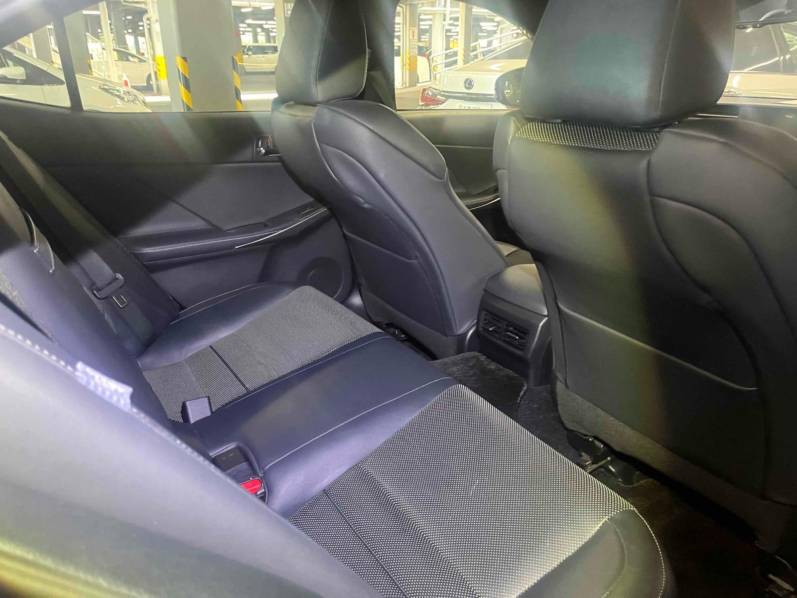 LEXUS IS IS250 F SPORTS Image 5