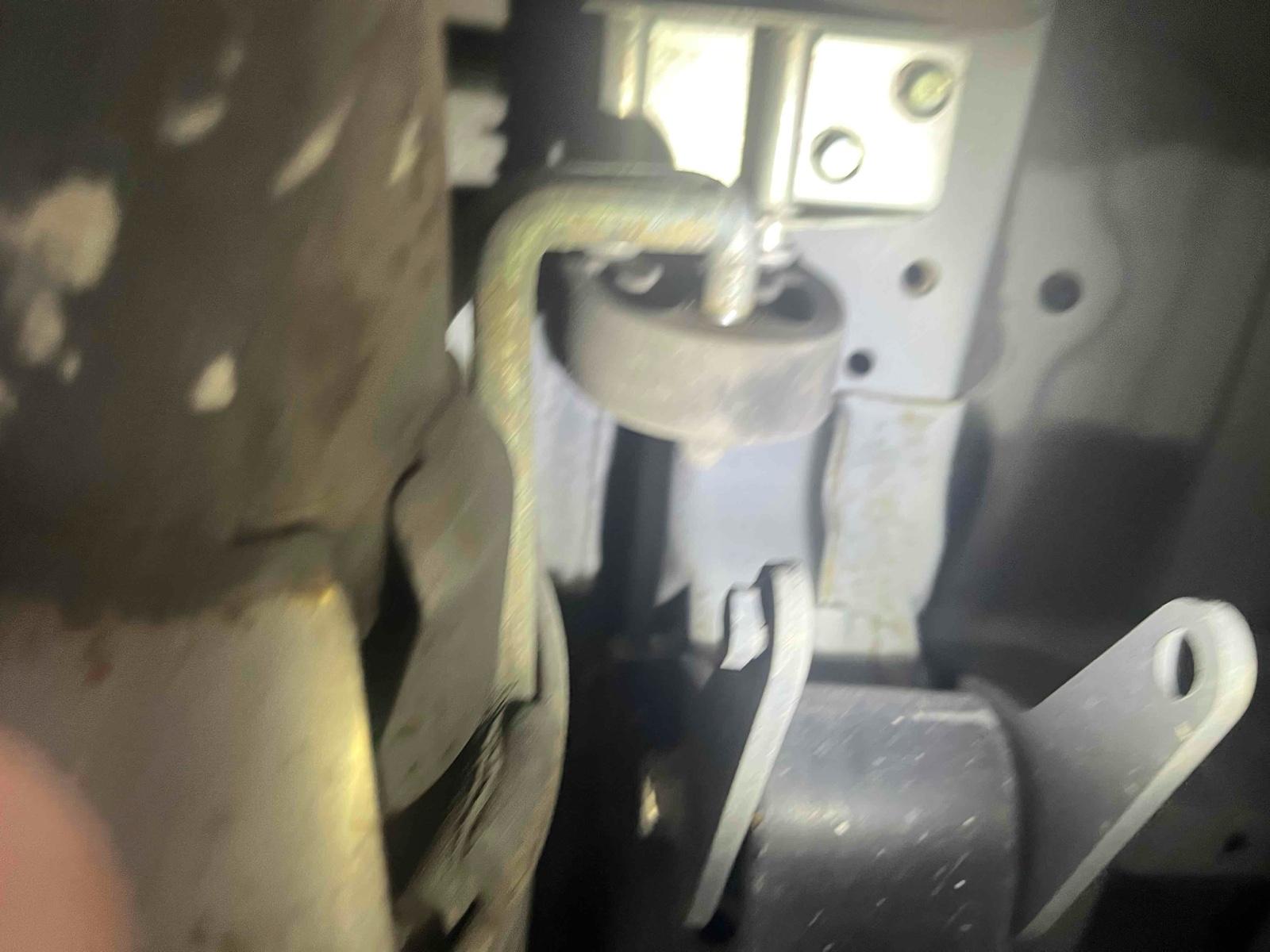 NISSAN NV350CARAVAN VAN 5D OTHERS Image 35
