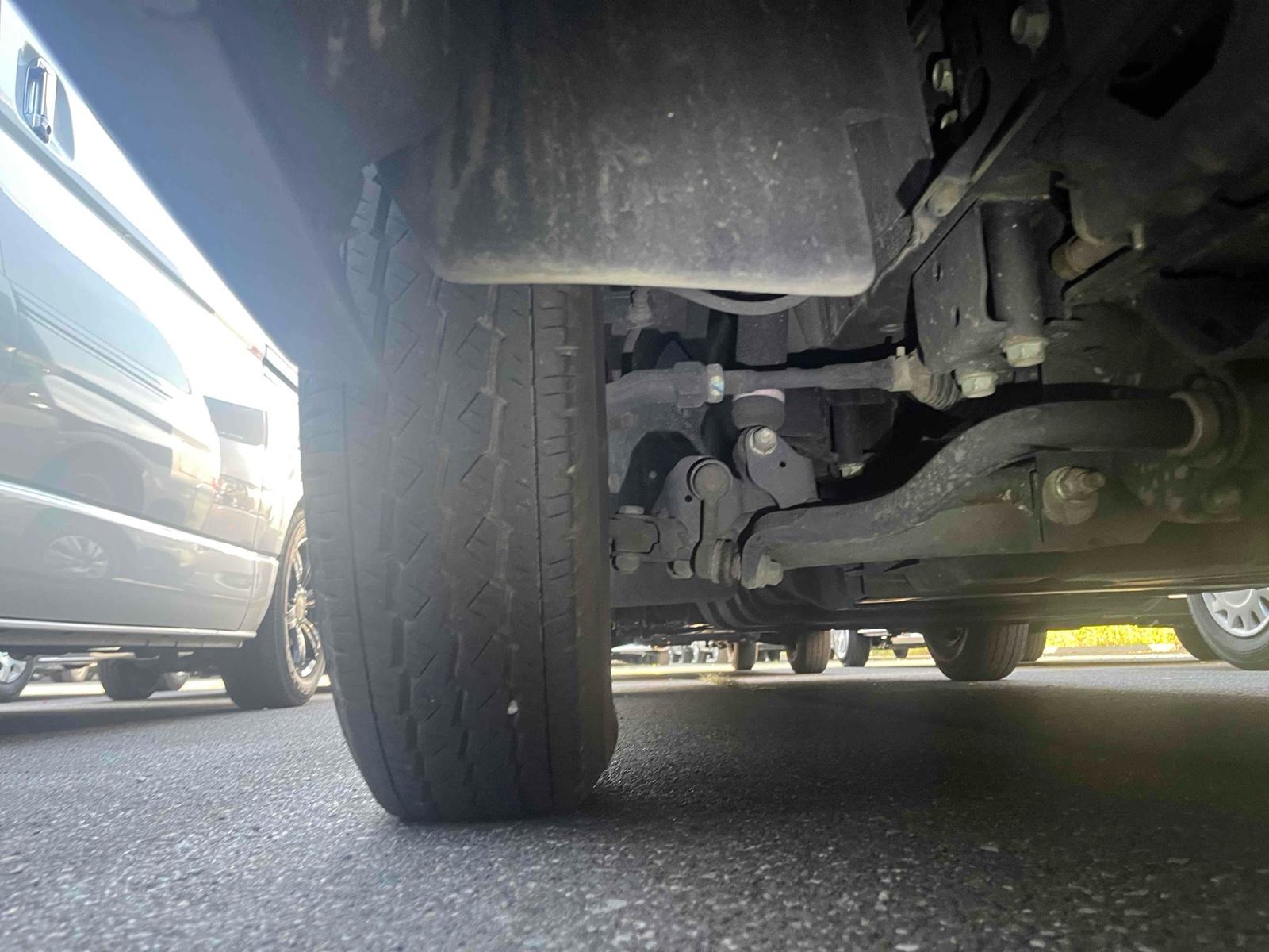 NISSAN NV350CARAVAN VAN 5D OTHERS Image 18