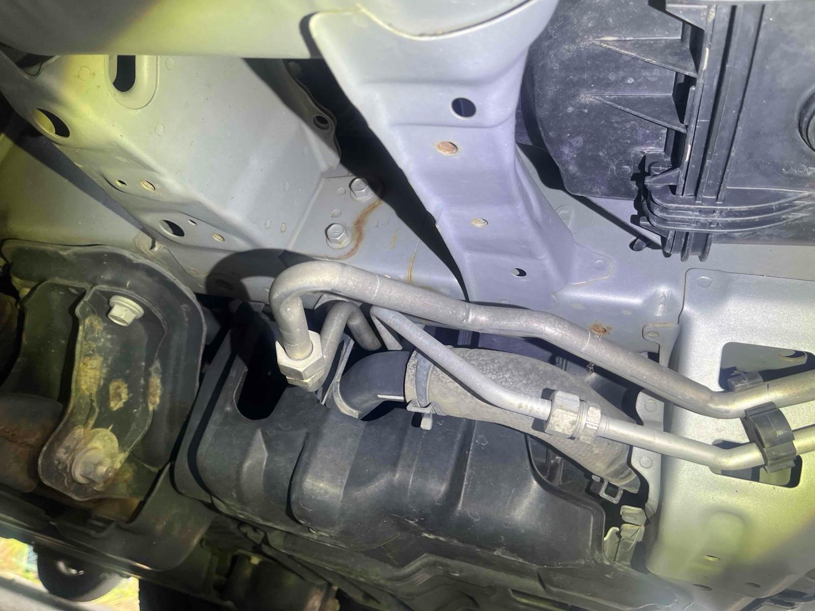 TOYOTA HIACE VAN LONGDX GL PACKAGE 4WD Image 18