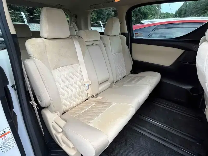 TOYOTA ALPHARD 2.5X Image 8
