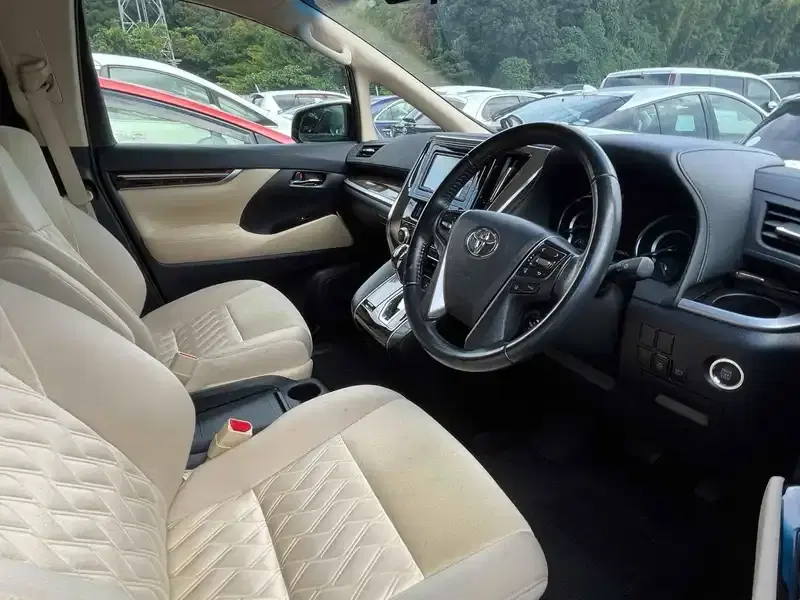TOYOTA ALPHARD 2.5X Image 7