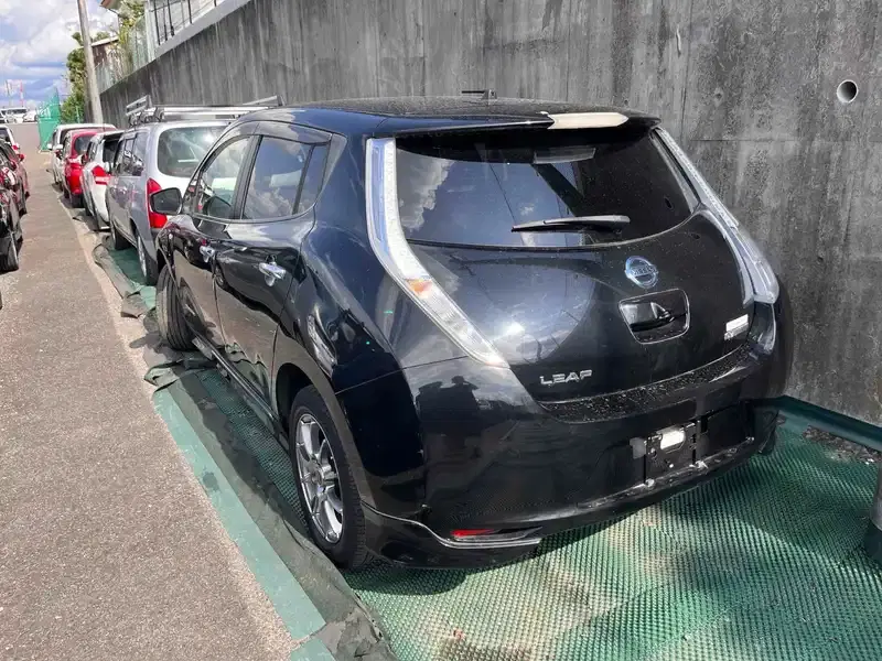 NISSAN LEAF X(24KWH) Image 12