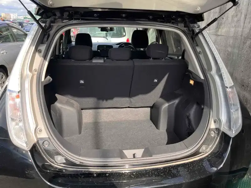 NISSAN LEAF X(24KWH) Image 18