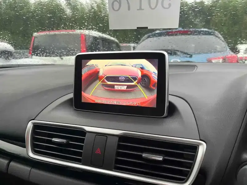 MAZDA AXELA SPORT 15S Image 10