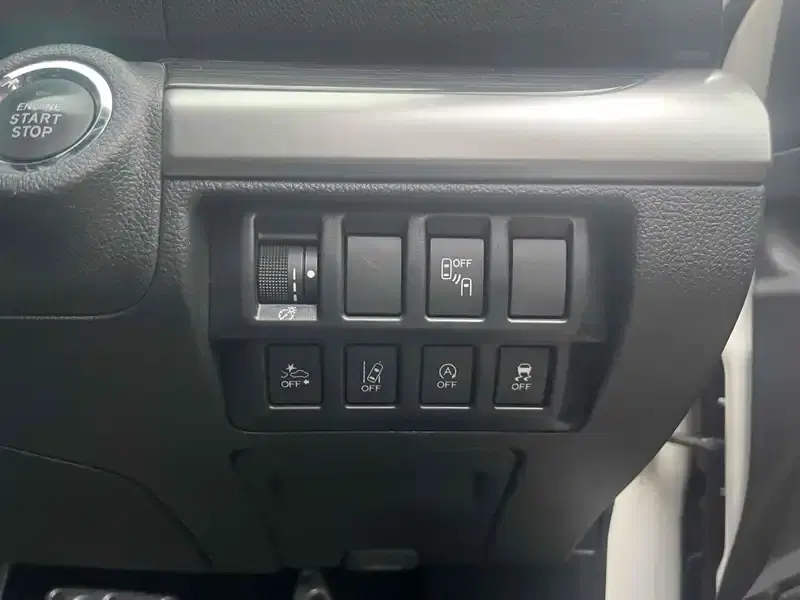 SUBARU OUTBACK 4WD B-SPORT Image 12