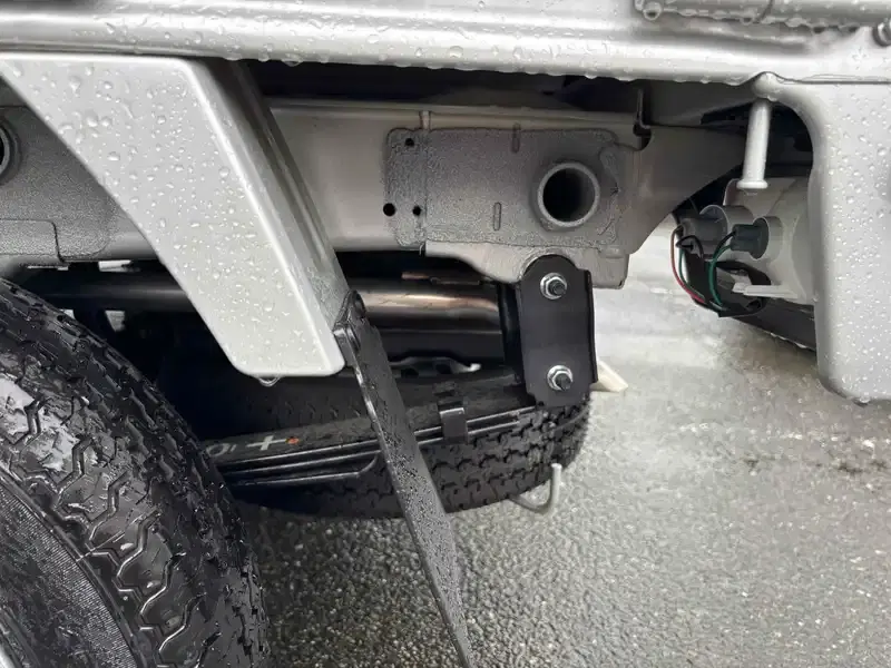 SUZUKI CARRY TRUCK 4WD KC AIR CONDITIONING POWER STEE Image 11