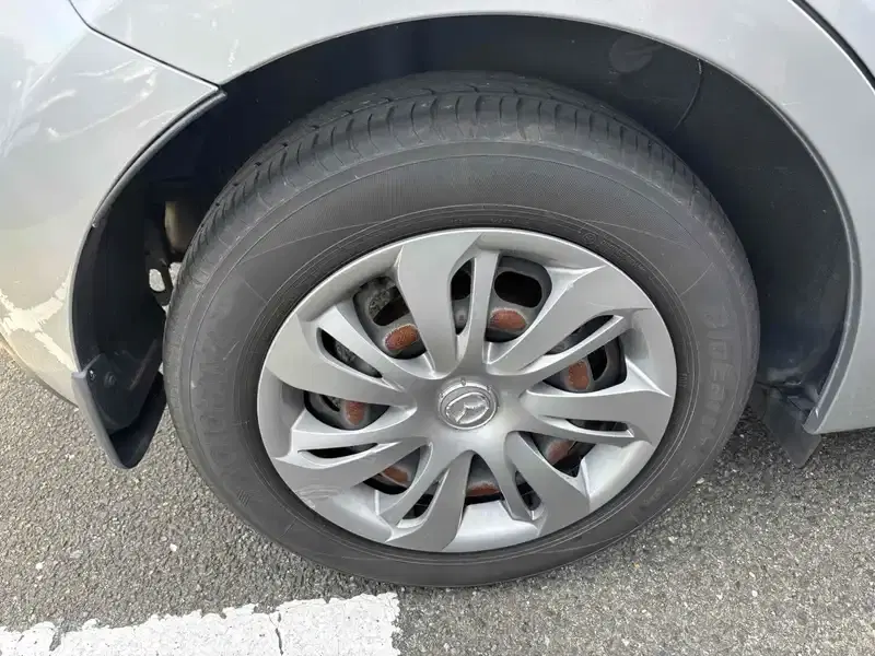 MAZDA DEMIO 13S Image 22
