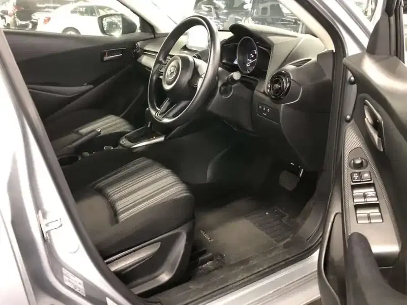 MAZDA 2 15S Image 3