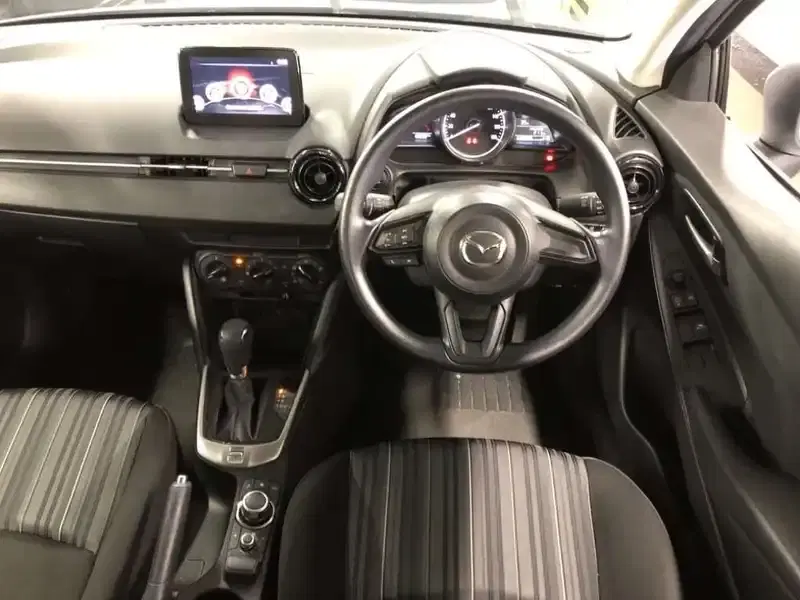 MAZDA 2 15S Image 6