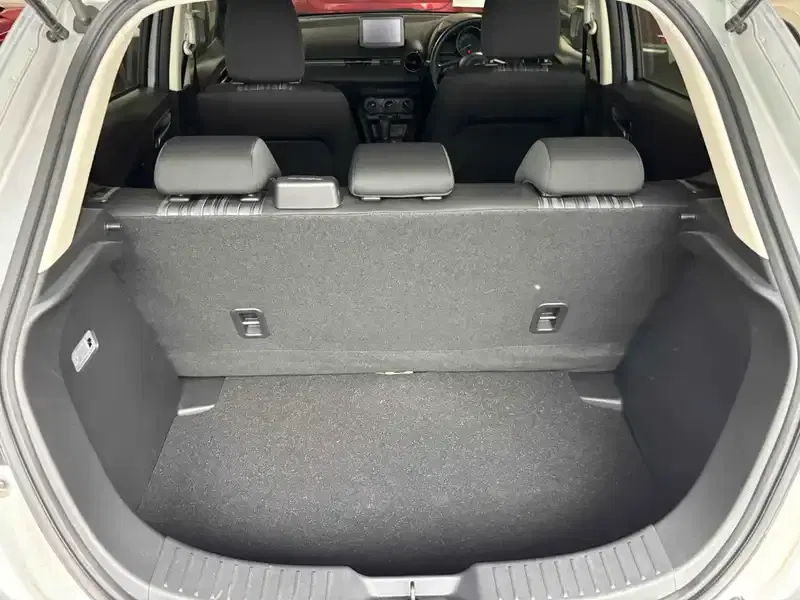 MAZDA 2 15S Image 16