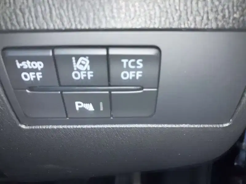 MAZDA CX-3 20S Image 9