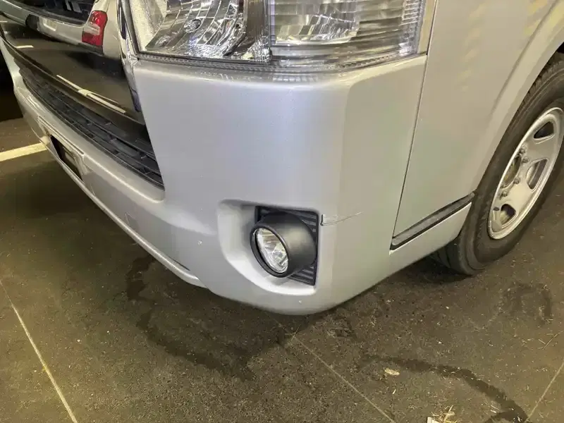 TOYOTA HIACE VAN LONGDX GL PACKAGE Image 17