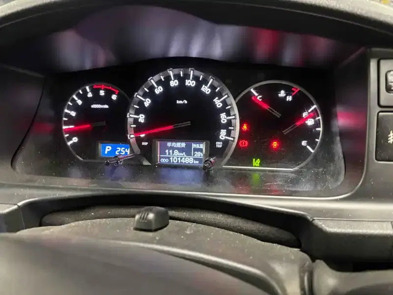 TOYOTA HIACE VAN LONGDX GL PACKAGE Image 15