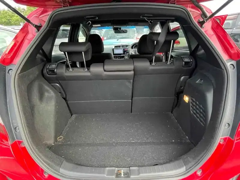 HONDA FIT HYBRID S PACKAGE Image 16