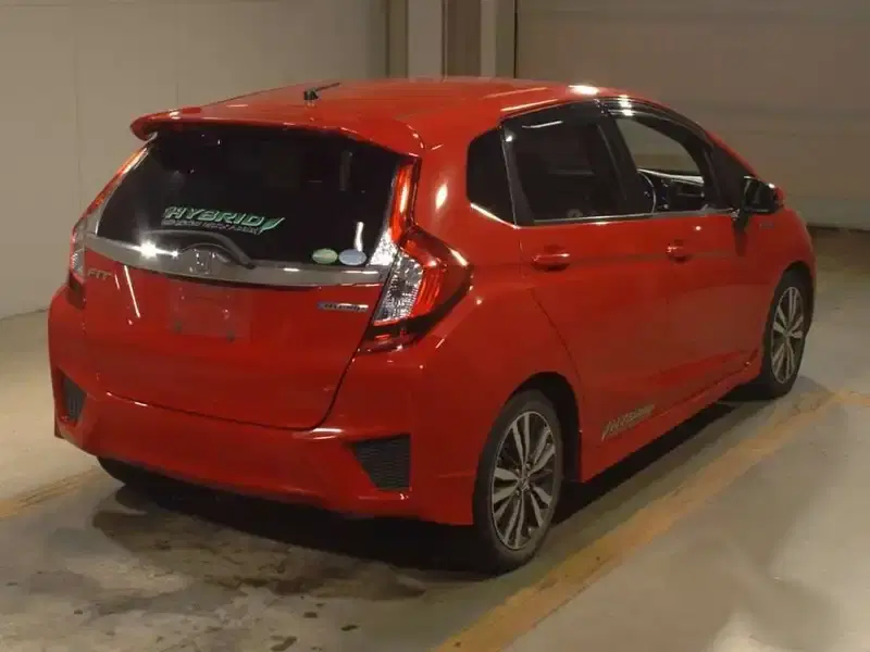 HONDA FIT HYBRID S PACKAGE Image 4