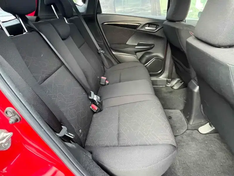 HONDA FIT HYBRID S PACKAGE Image 13
