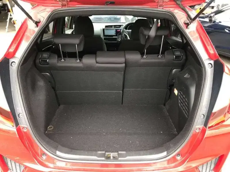 HONDA FIT HYBRID S PACKAGE Image 9