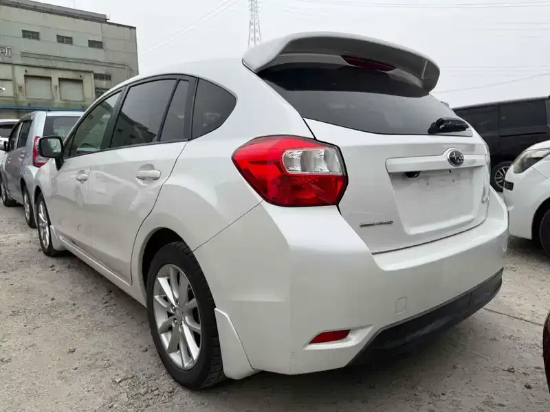 SUBARU IMPREZA WAGON 2.0I 4WD Image 5