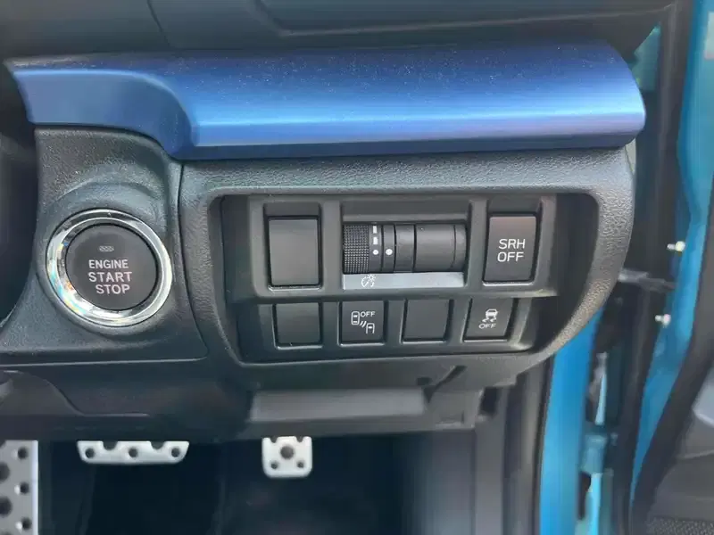SUBARU XV HV ADVANCE 4WD Image 11