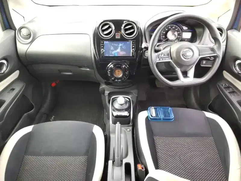 NISSAN NOTE E-POWER X Image 5
