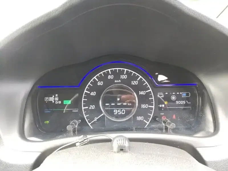 NISSAN NOTE E-POWER X Image 8
