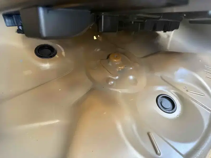 TOYOTA AQUA S Image 23