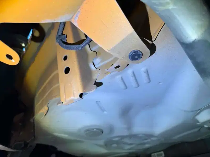TOYOTA AQUA S Image 25