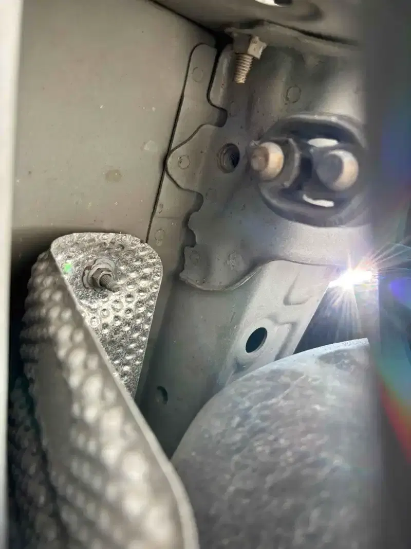 TOYOTA AQUA G BLACK LEATHER Image 19
