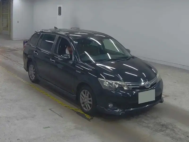 TOYOTA COROLLA FIELDER HYBRID G AERO TOURER W×B Image 3