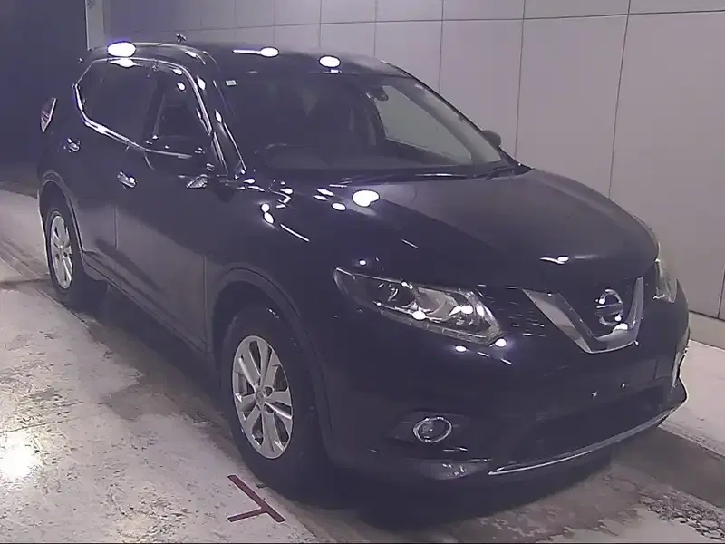 2016 Nissan X-TRAIL 82,500 km