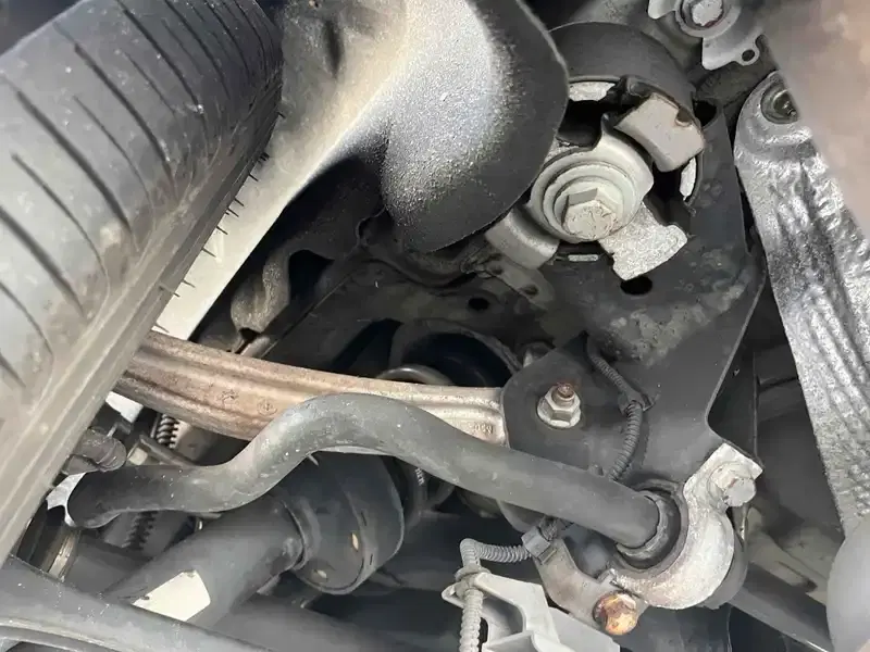 PORSCHE CAYENNE 4WD Image 16