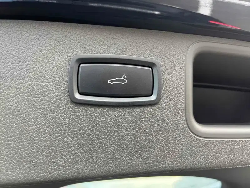 PORCHE MACAN MACAN 4WD Image 21
