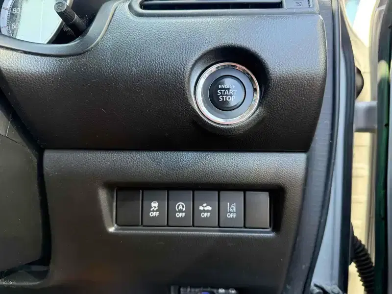 SUZUKI SWIFT HYBRID ML Image 7