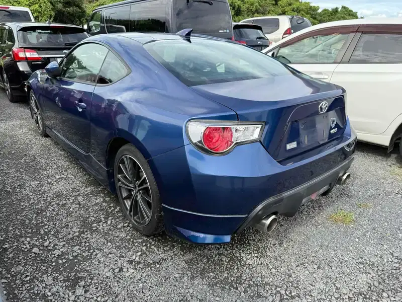 TOYOTA 86 GT Image 2