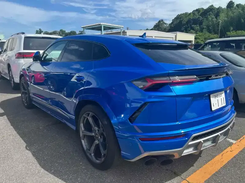 LAMBORGHINI URUS 4WD BASE GRADE Image 37