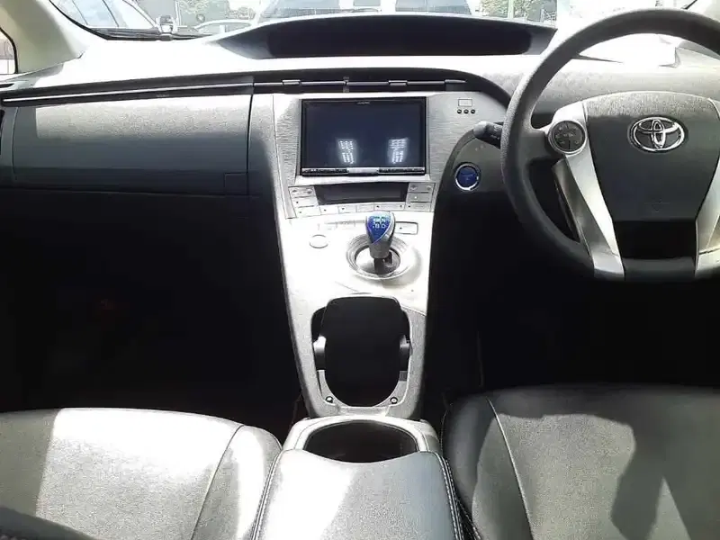 TOYOTA PRIUS S TOURINGSELECTION MY CODE Image 11