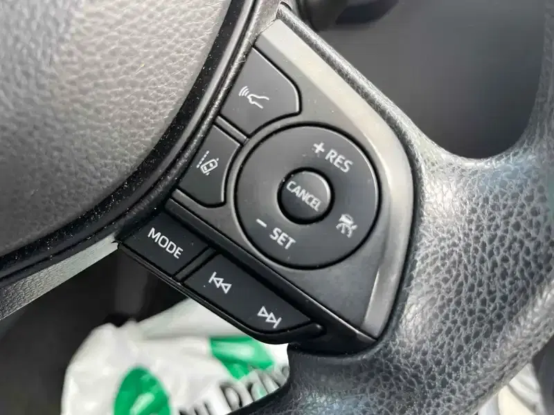 TOYOTA COROLLA TOURING HYBRID G-X Image 14